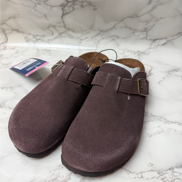 White Mountain Other - White Mountain Women’s Suede Buckle Loafers - Chocolate US Size 6